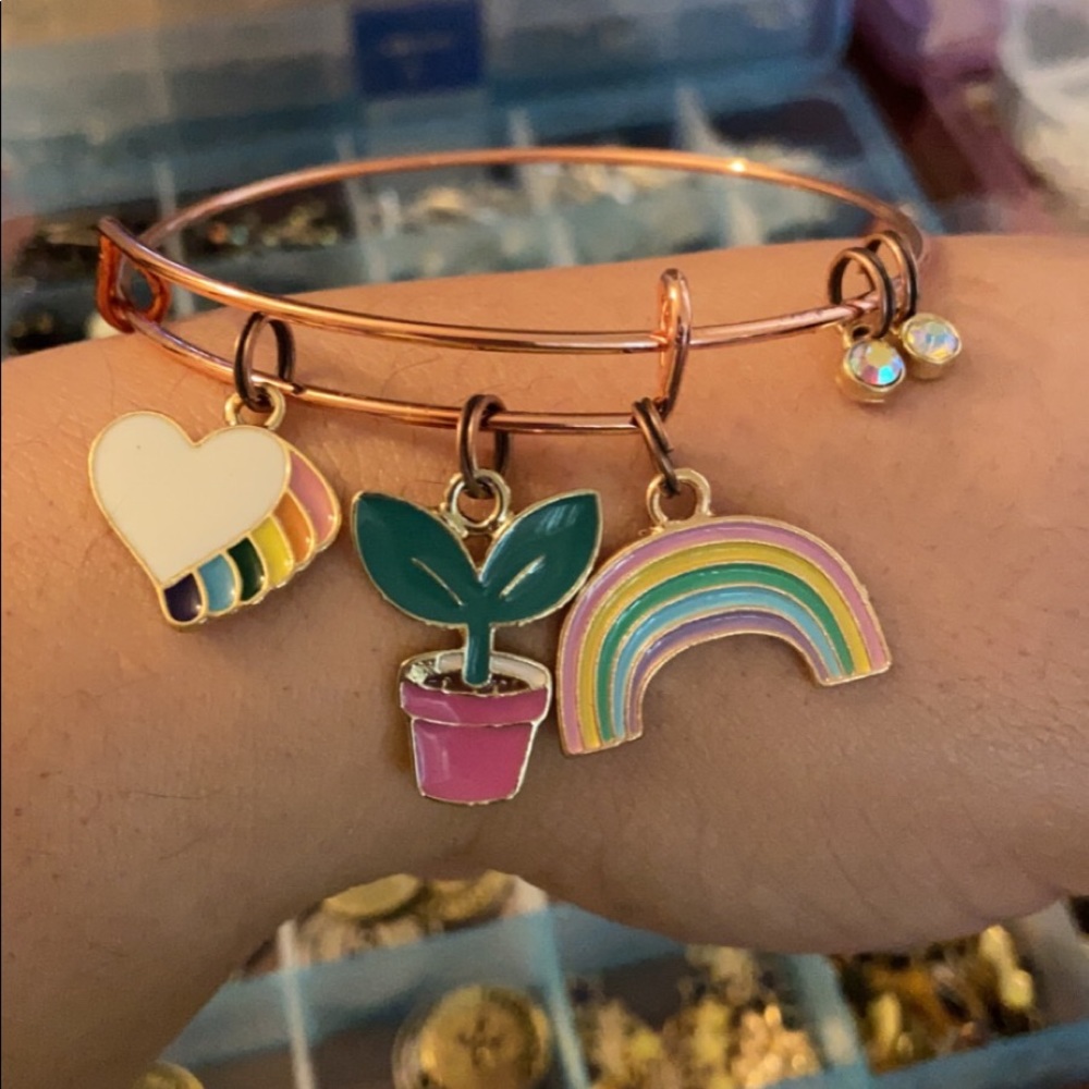 Charm bracelet